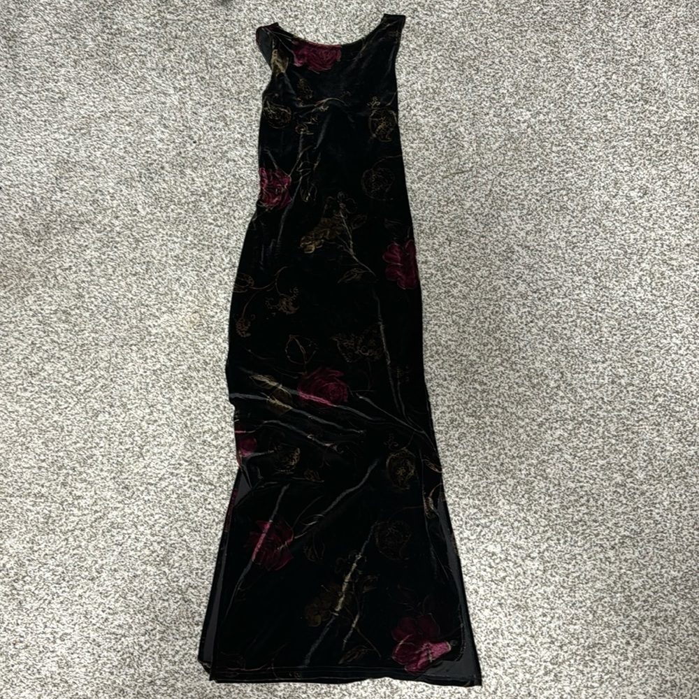 Night out dress/ velvet rose pattern